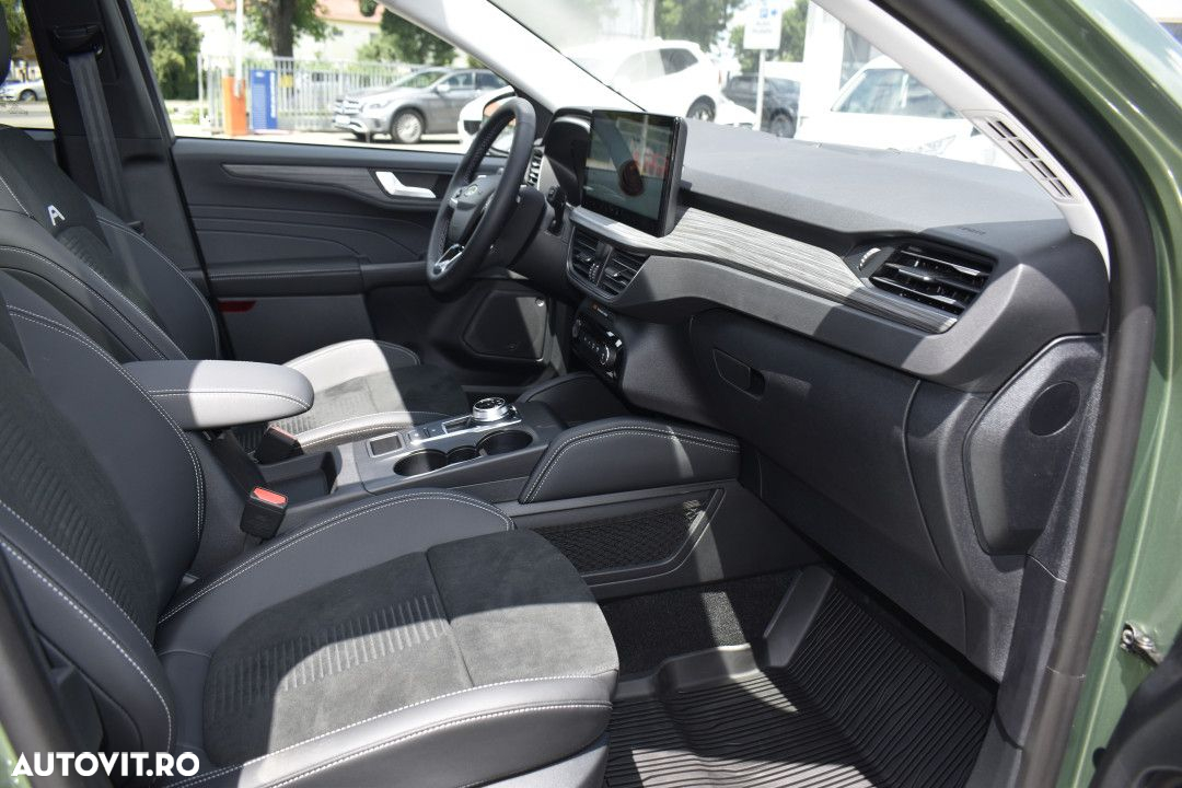 Ford Kuga - 11