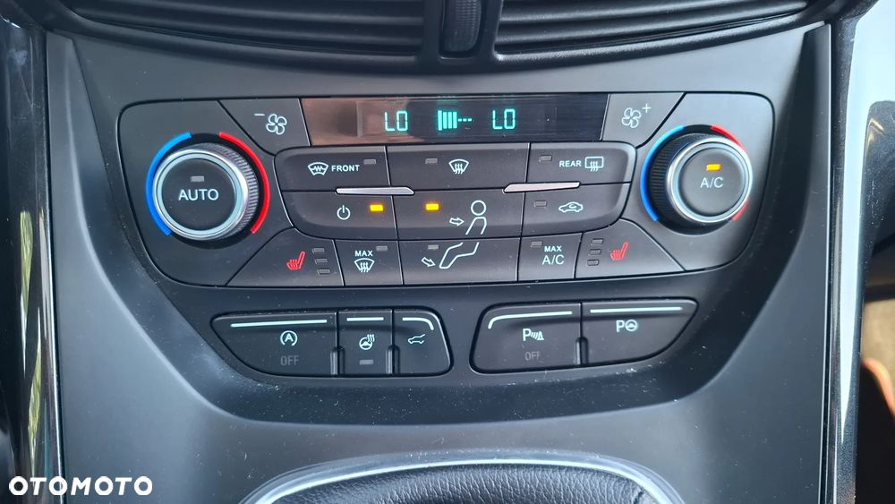 Ford Kuga 1.5 EcoBoost 2x4 ST-Line - 21