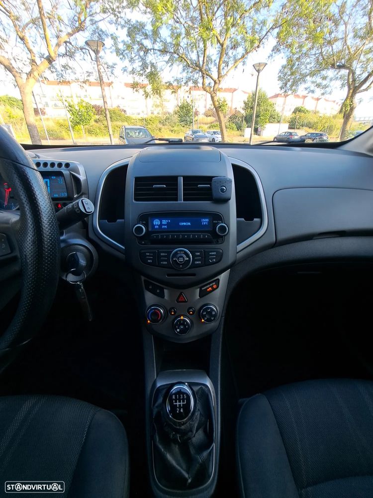 Chevrolet Aveo 1.2 LTZ - 18