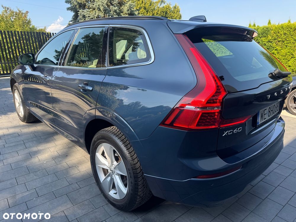 Volvo XC 60 B5 B AWD Core - 11