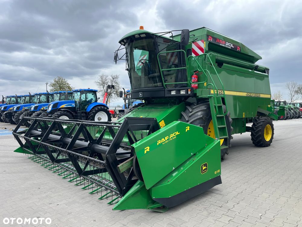 John Deere 2256 - 7
