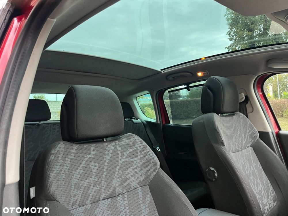 Peugeot 3008 HDi FAP 150 Family - 21