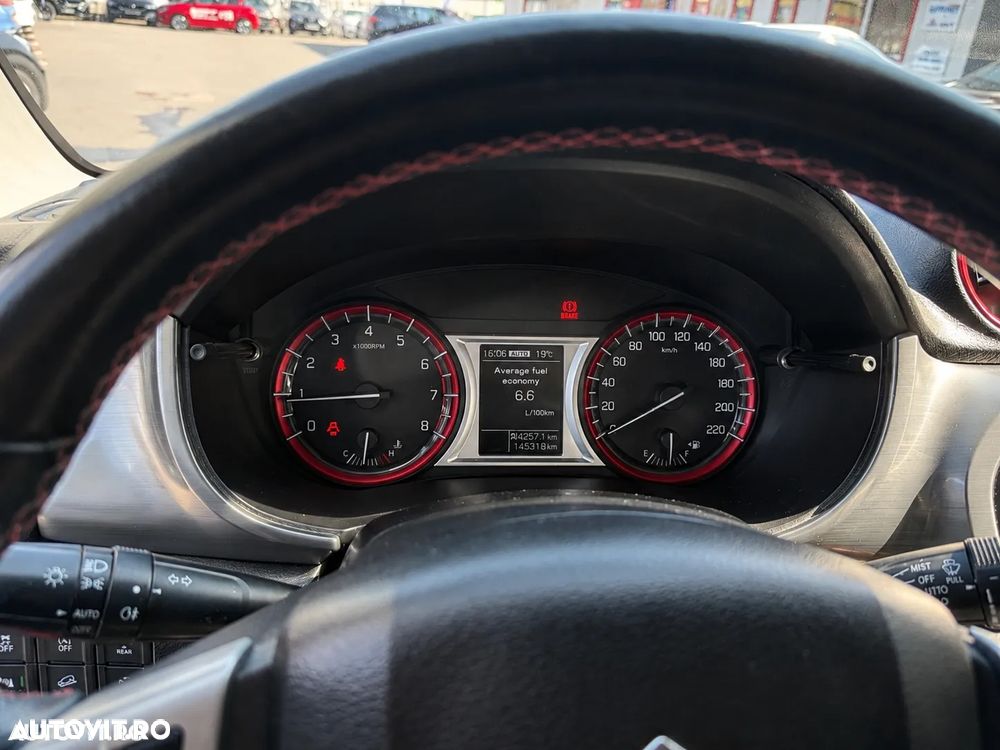 Suzuki Vitara S 1.4 Boosterjet 4X4 - 9