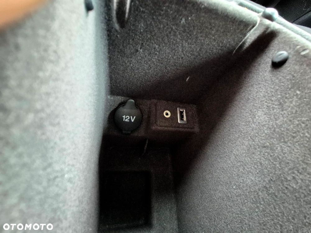 Ford Mondeo 2.0 TDCi Titanium - 31