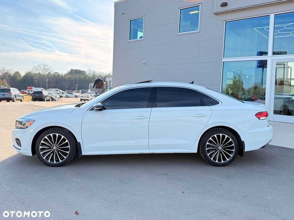 Volkswagen Passat 2.0 TSI Business DSG - 5