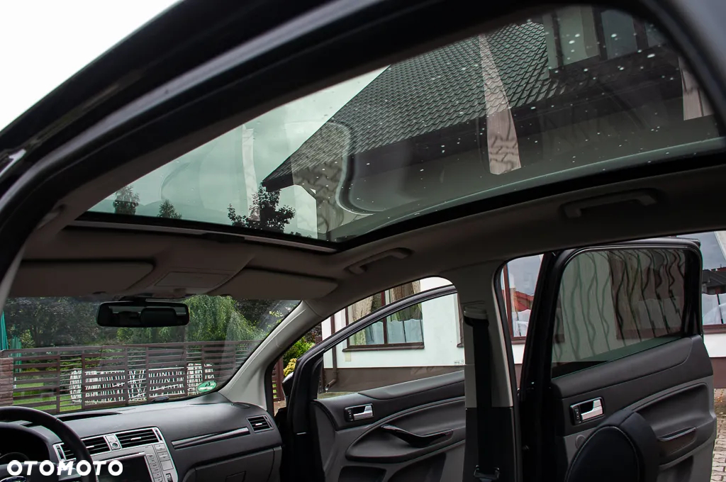 Ford Kuga 2.0 TDCi 4WD Titanium Plus - 6