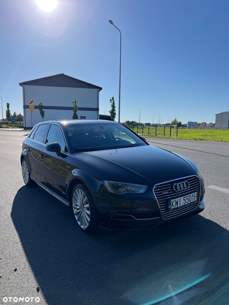 Audi A3 Sportback - 2