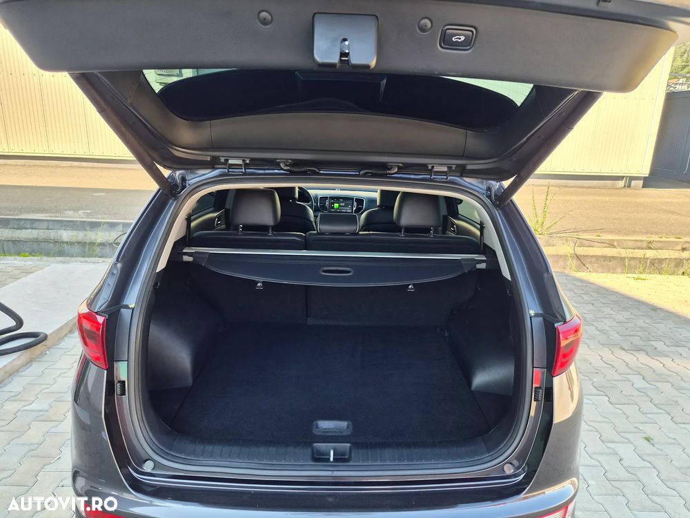 Kia Sportage 2,0 CRDI AWD Aut. Platinum - 16