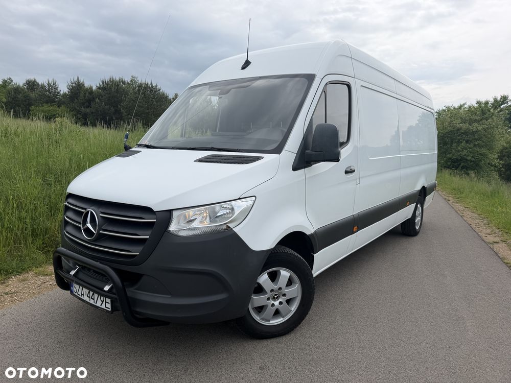 Mercedes-Benz Sprinter - 14