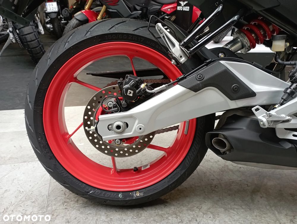 Aprilia RS - 8
