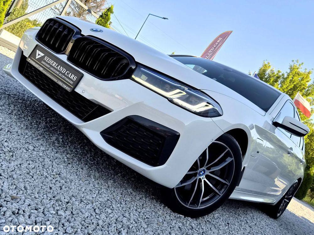 BMW Seria 5 520e M Sport sport - 33
