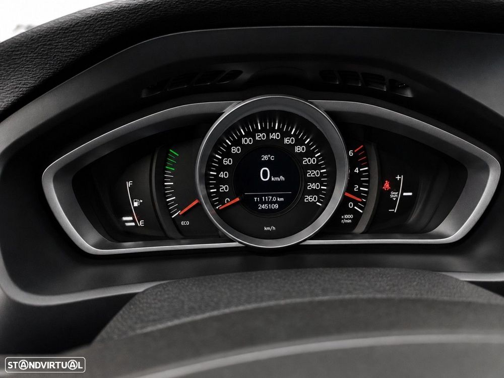 Volvo V40 1.6 D2 Momentum - 18