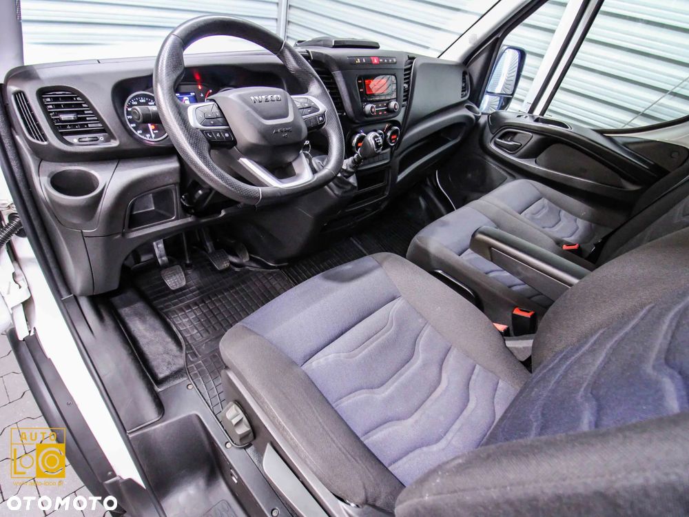 Iveco DAILY MAXI 3,0D 35S18 + BRYGADÓWKA 7 OSÓB - HAUSER !!! - 13
