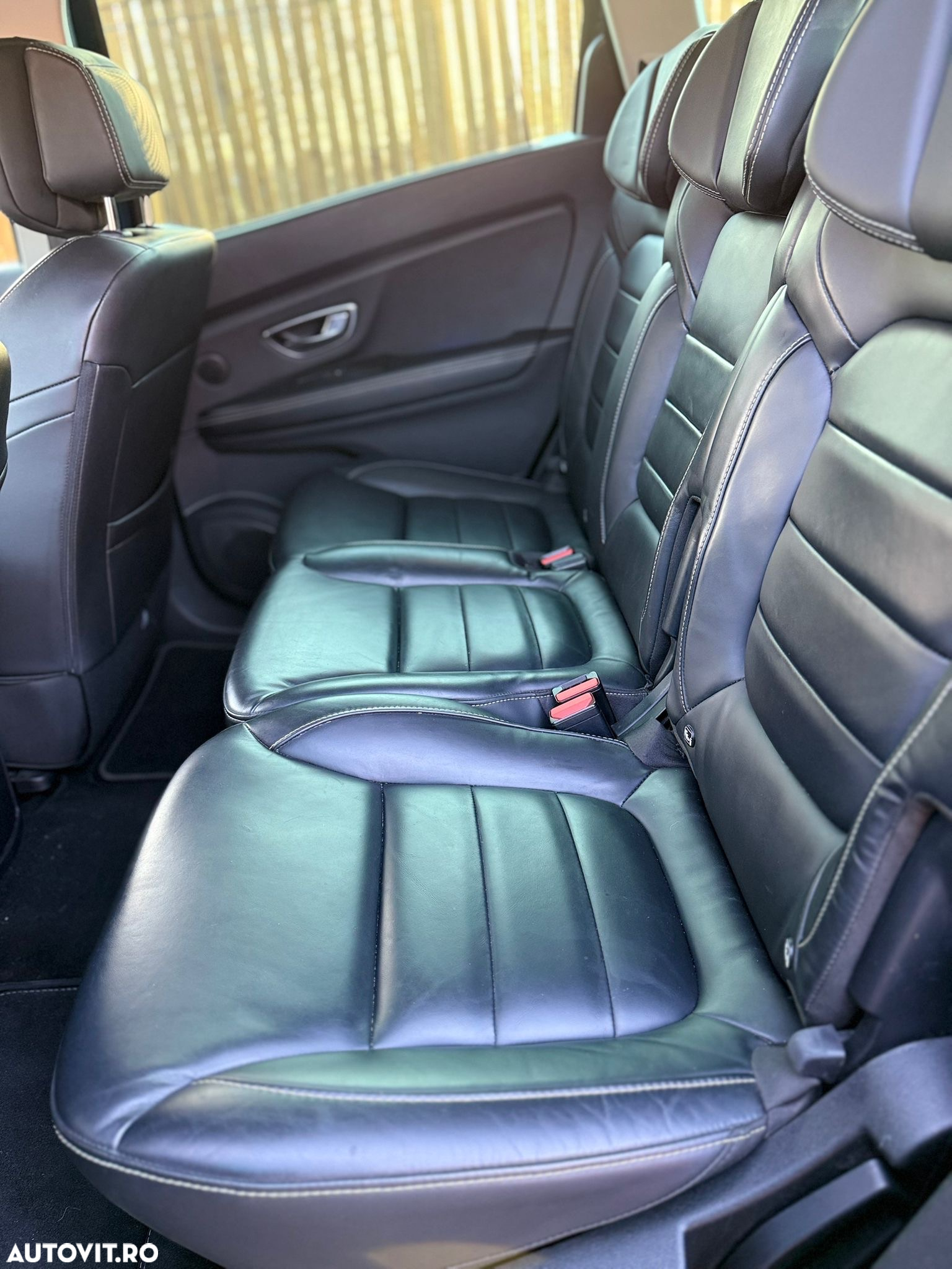Renault Grand Scenic BLUE dCi 150 EDC BOSE EDITION - 11