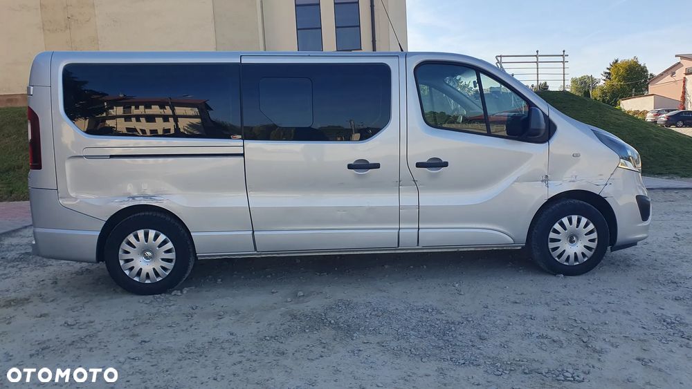 Opel Vivaro - 17