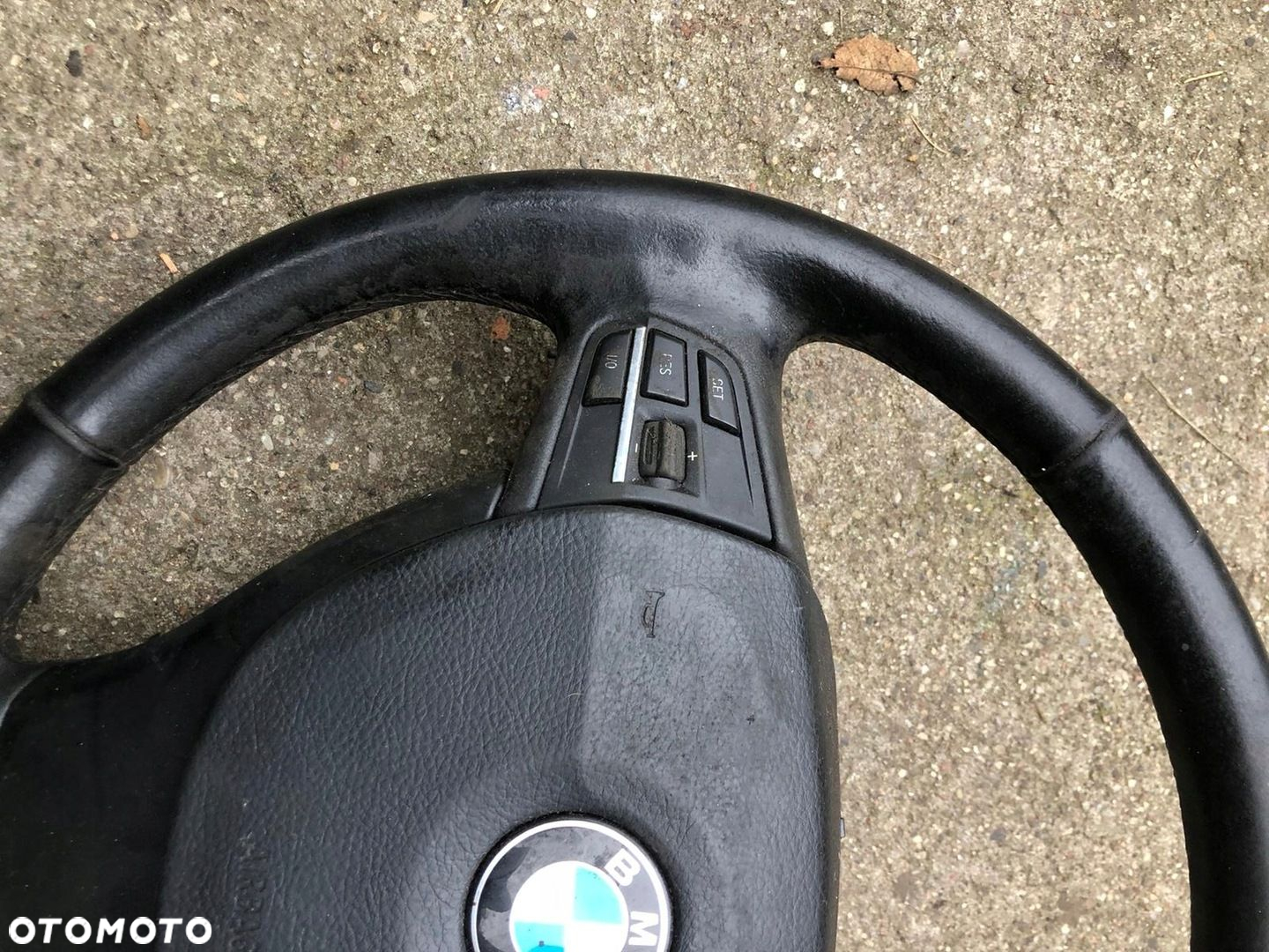 BMW F10 F11 KIEROWNICA Z PODUSZKĄ - 3