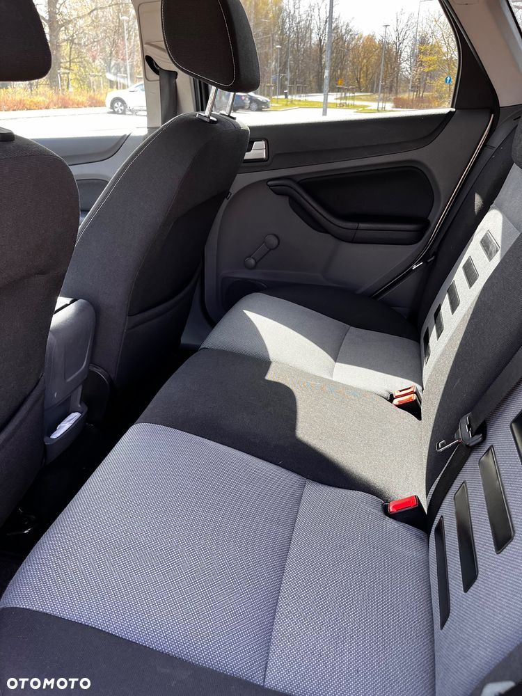Ford Focus - 9