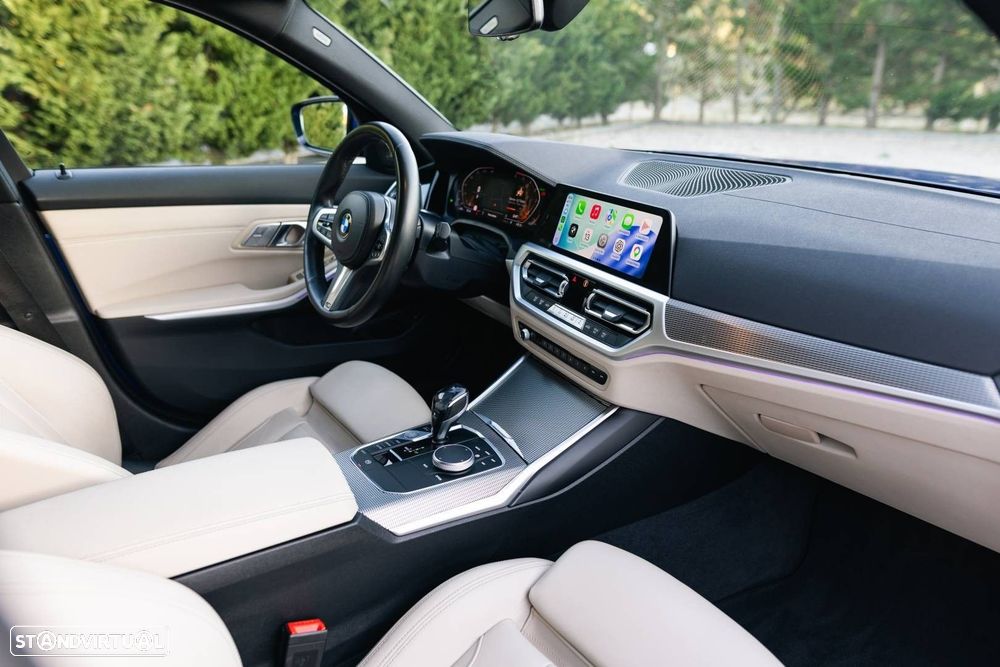 BMW 320 d Pack Desportivo M Auto - 7