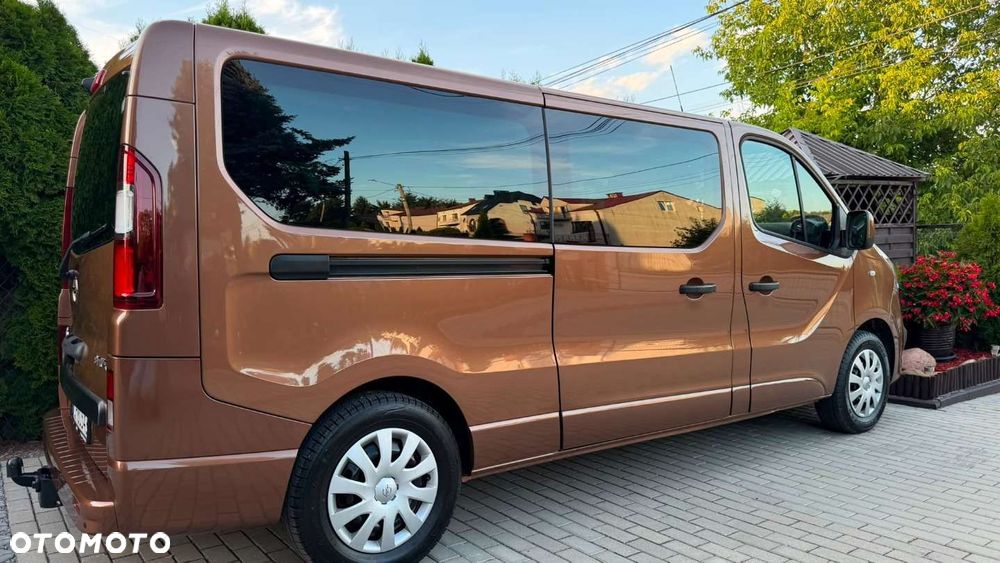 Opel Vivaro - 32