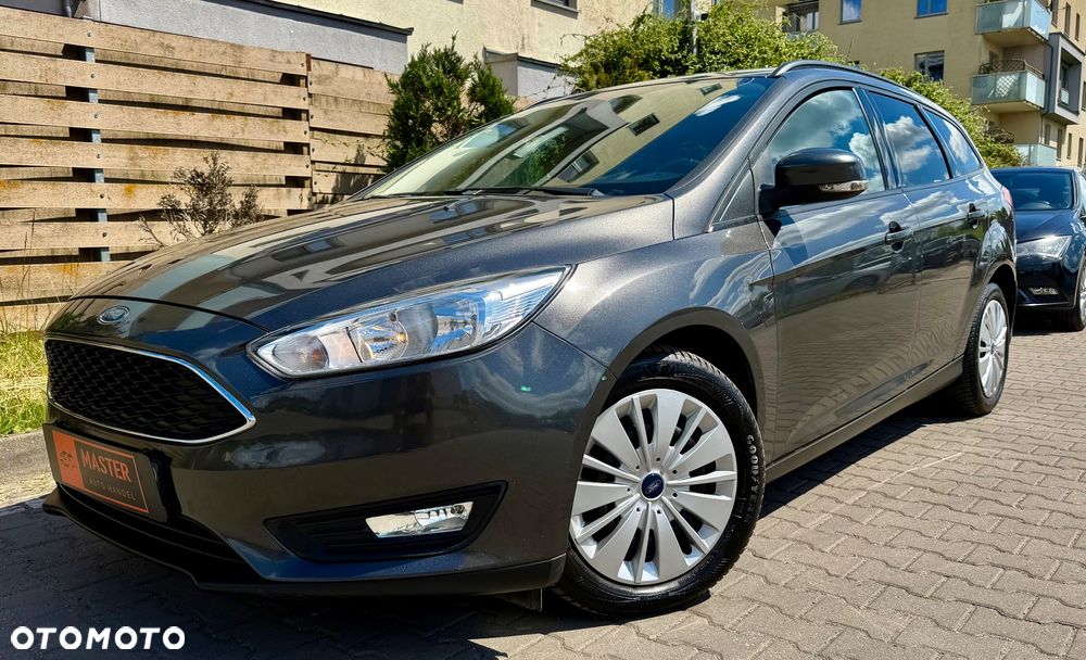 Ford Focus 1.0 EcoBoost Trend Sport - 38