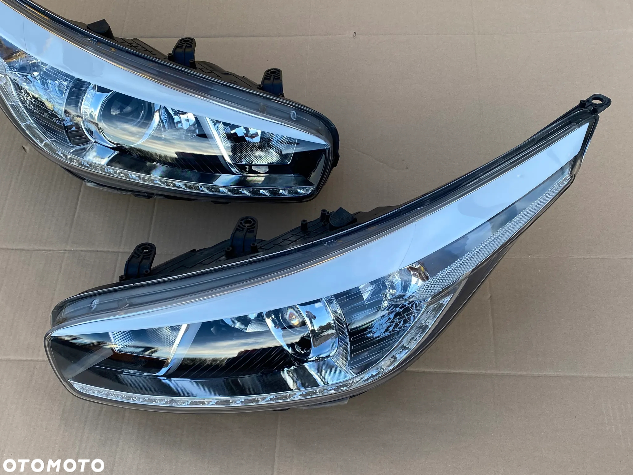 Kia Ceed II 2012- Lampa lewa przód soczewka zwykła Led europa - 3