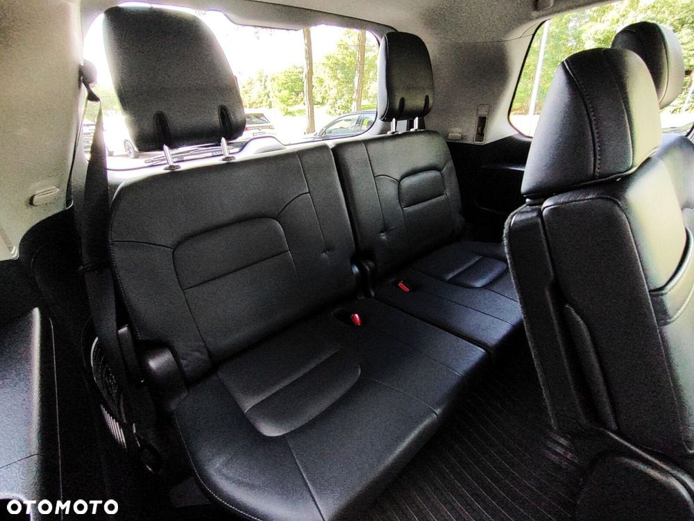 Toyota Land Cruiser - 17