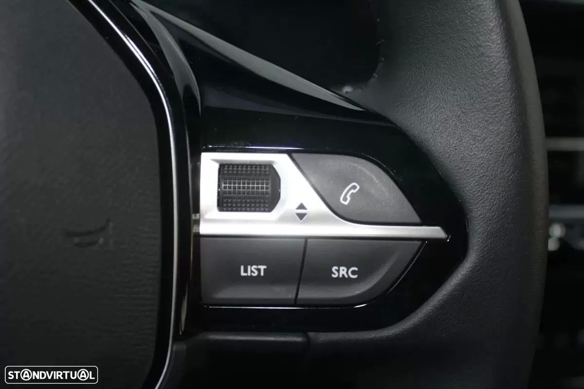Peugeot 208 1.2 PureTech Allure Pack - 24