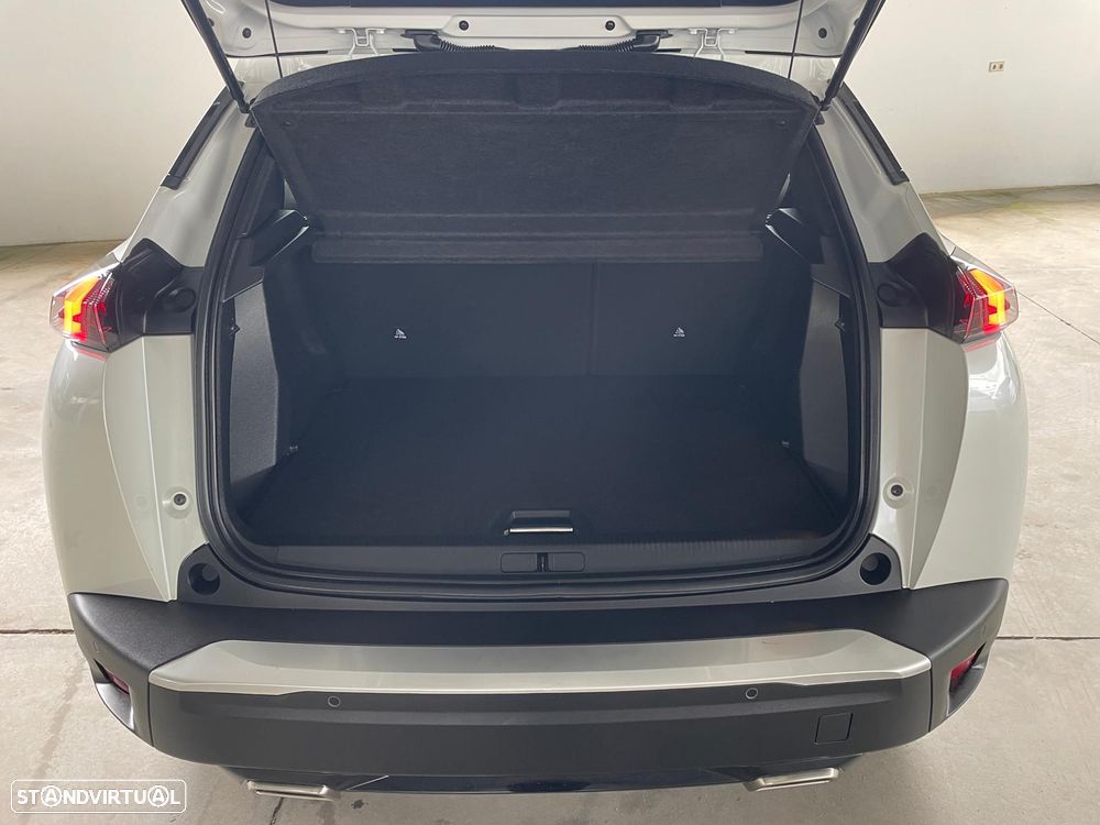 Peugeot 2008 PureTech 130 EAT8 Allure Pack - 29