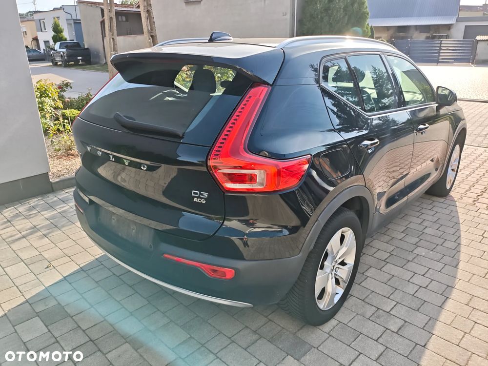 Volvo XC 40 D3 Momentum Pro - 23