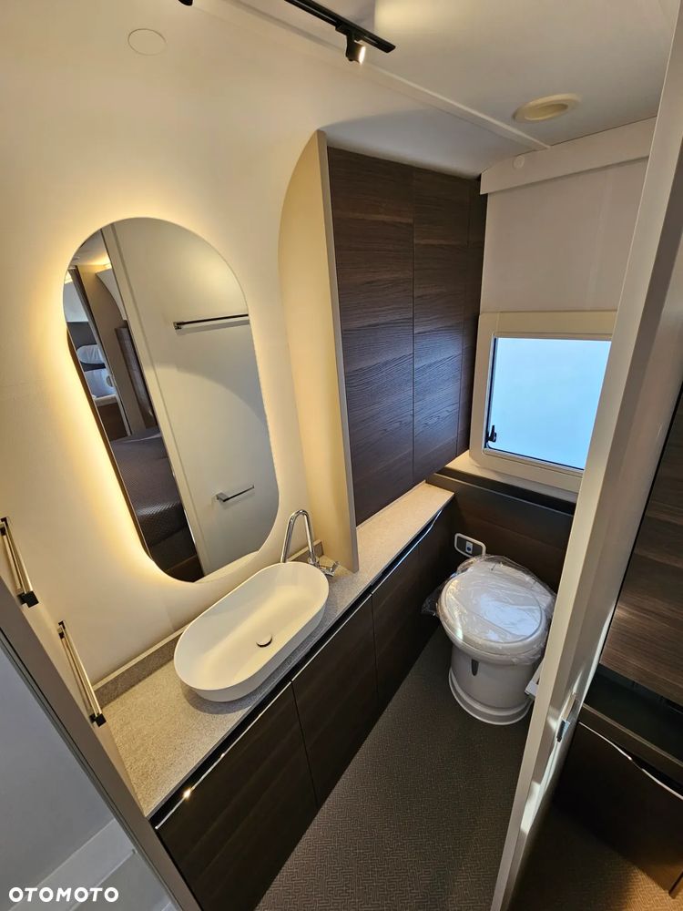 Adria Alpina 663 HT - 14