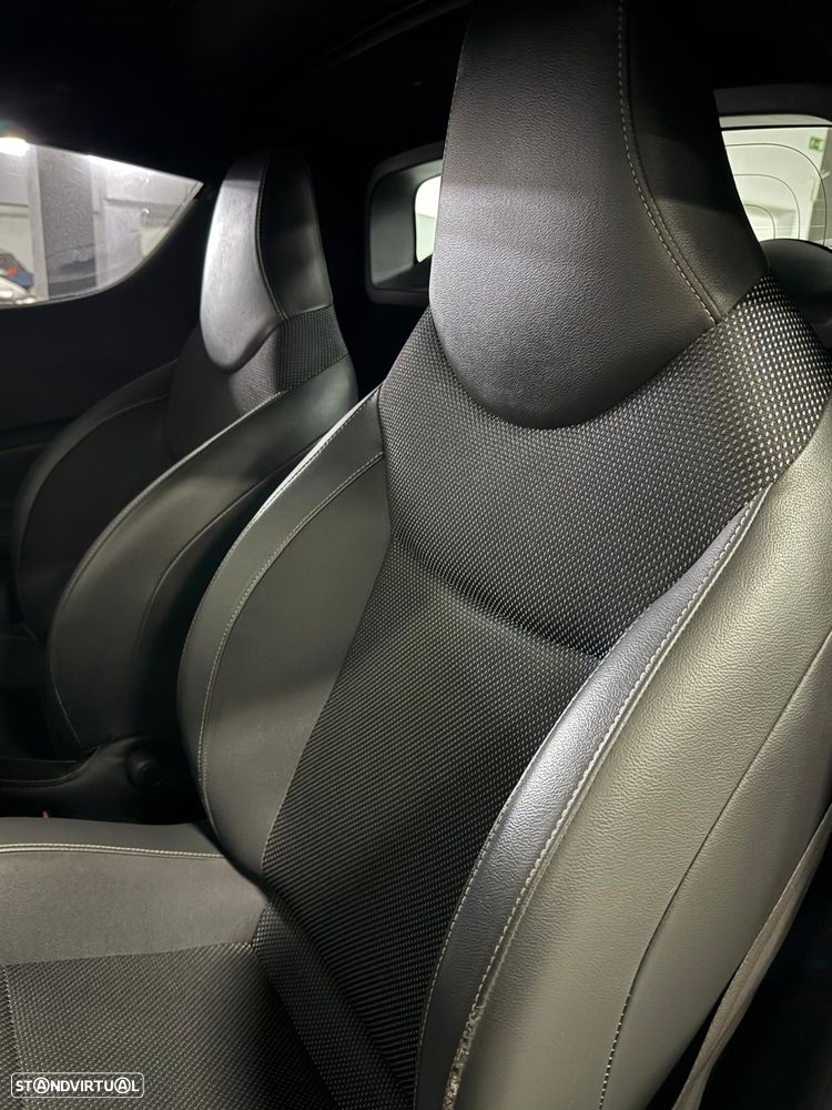 Renault Wind TCe 100 Night and Day - 9