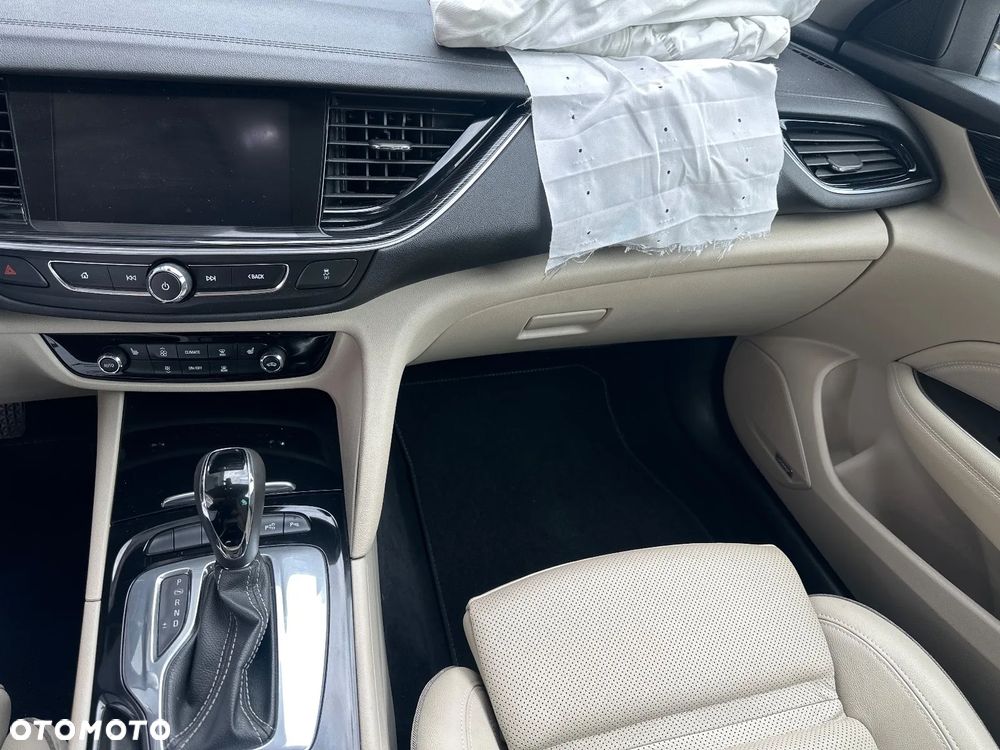 Opel Insignia 1.5 T Elite S&S - 19