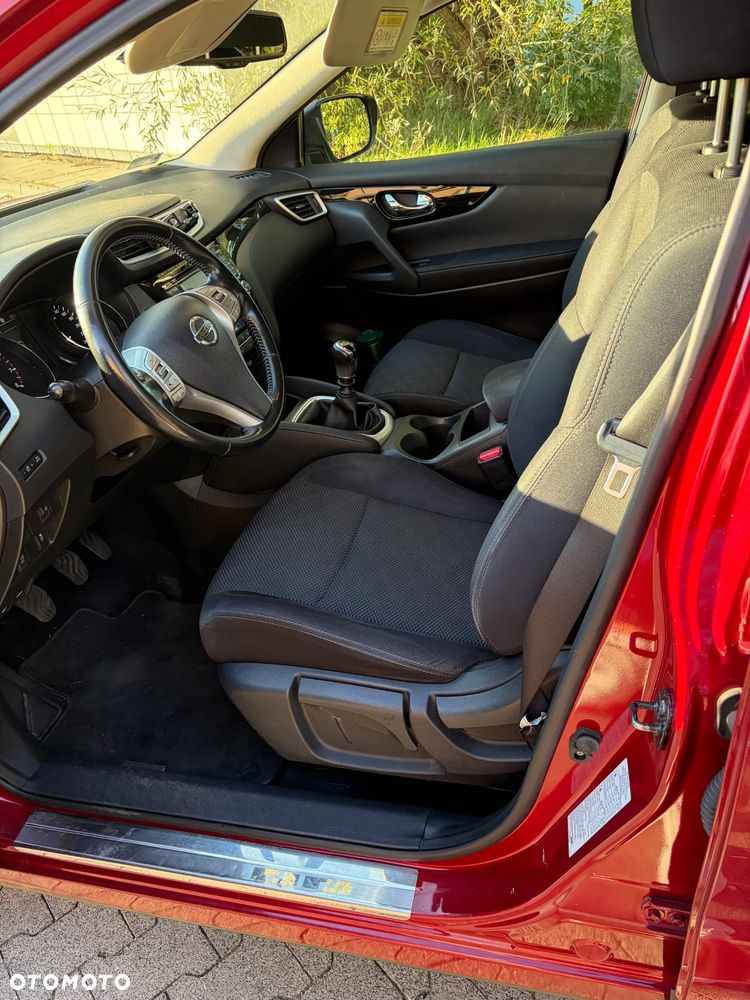Nissan Qashqai 1.6 DIG-T N-Connecta - 8