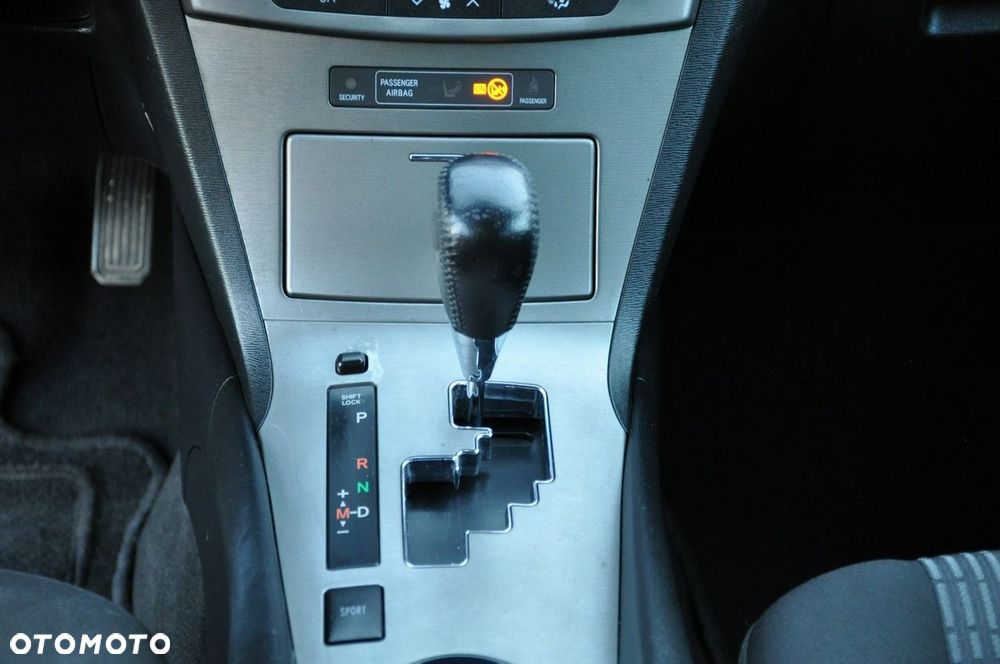 Toyota Avensis Touring Sports 1.8 Multidrive S Comfort - 34