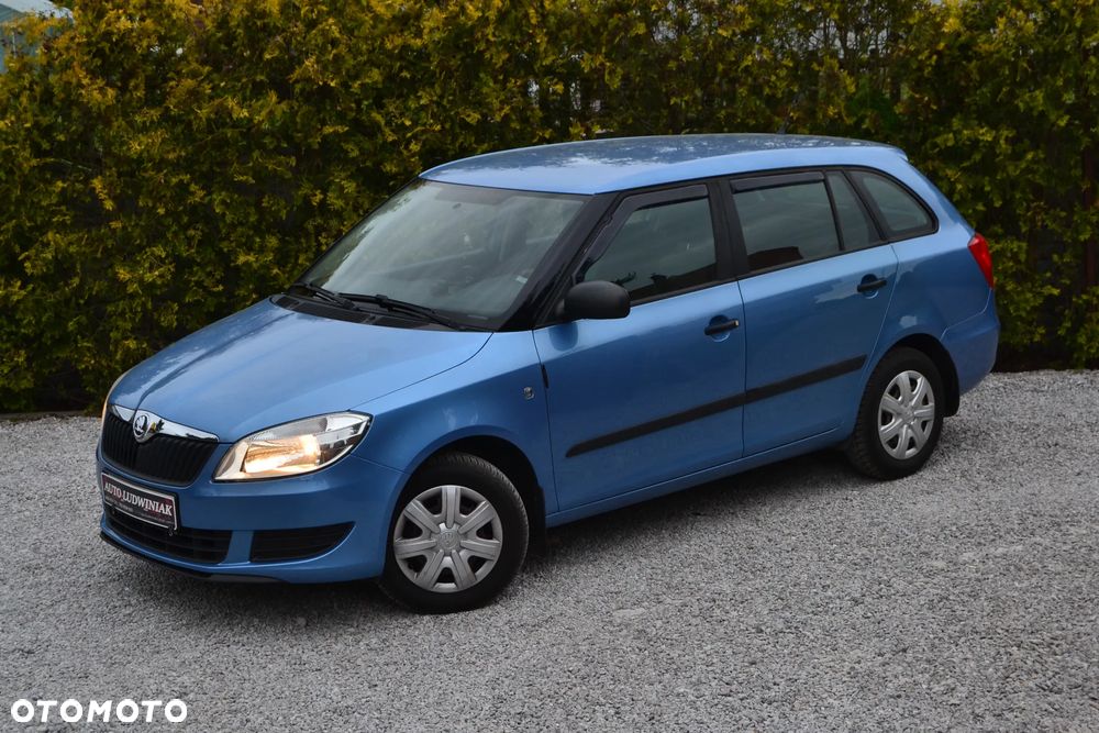 Skoda Fabia 1.4 16V Active Plus - 8