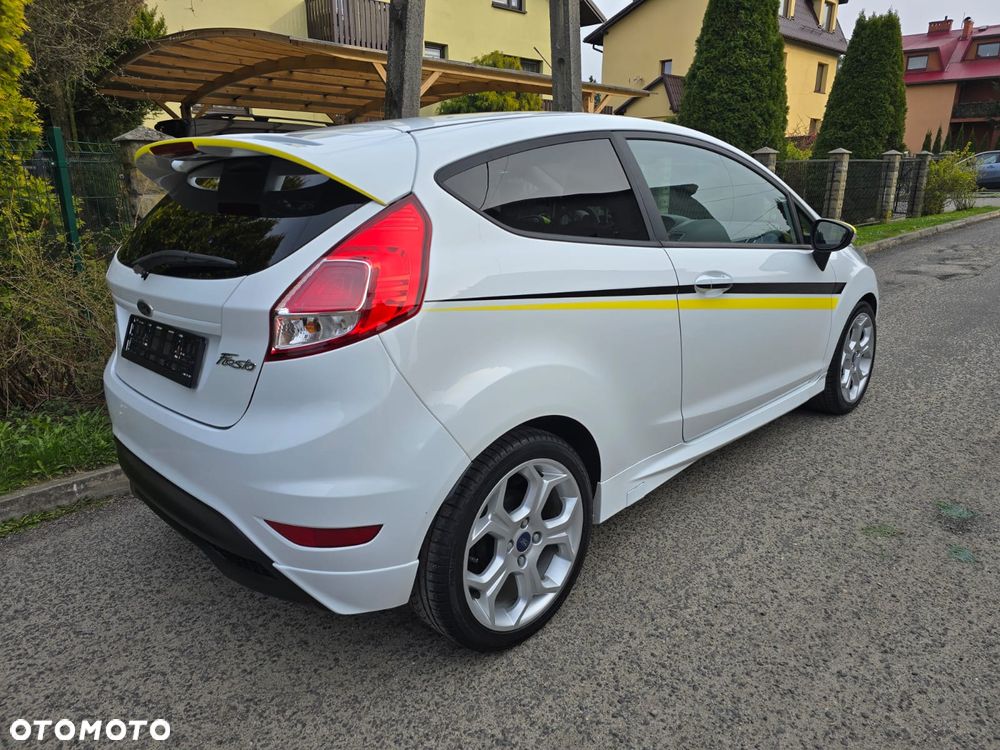 Ford Fiesta 1.0 EcoBoost STart-Stop ST-LINE - 12