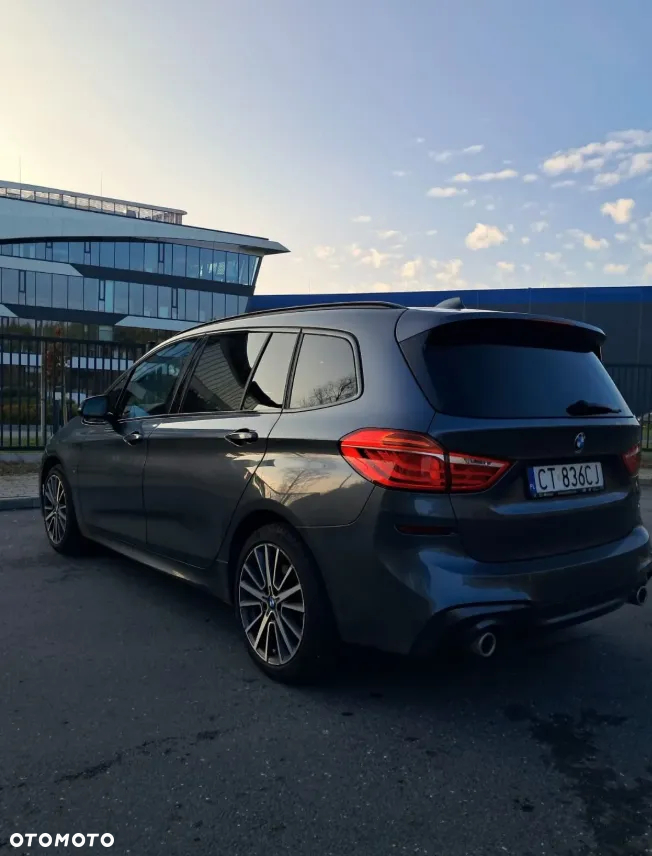 BMW Seria 2 220d xDrive M Sport - 9