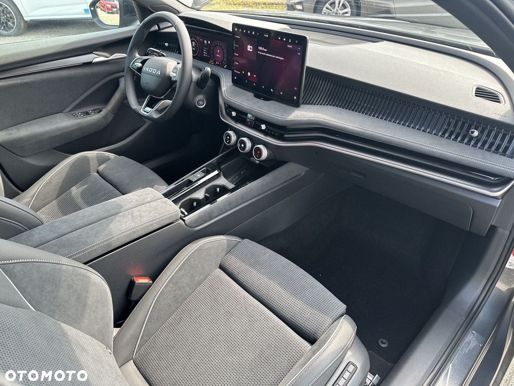 Skoda Superb 2.0 TDI SCR 4x4 Sportline DSG - 15