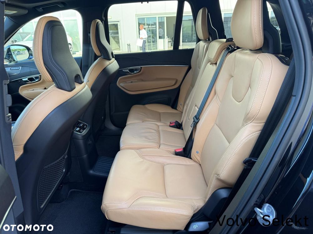 Volvo XC 90 - 17