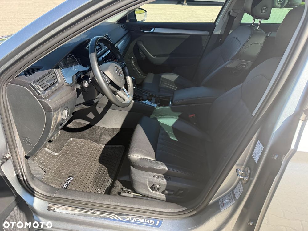 Skoda Superb 2.0 TDI DSG Style - 25