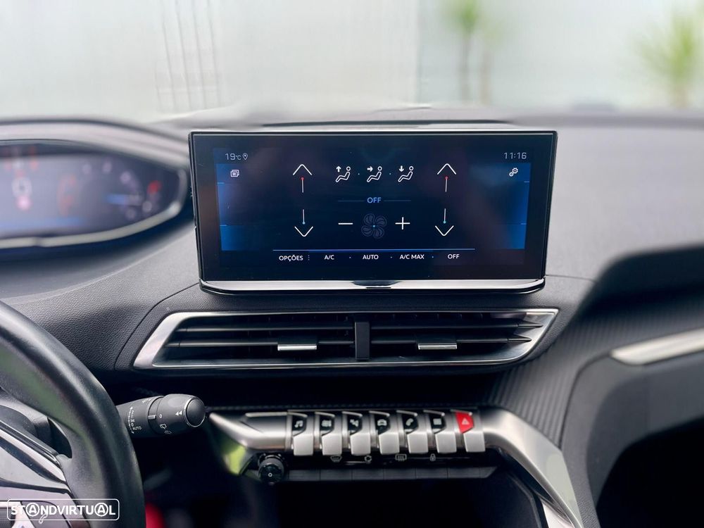 Peugeot 3008 1.5 BlueHDi Allure EAT8 - 18