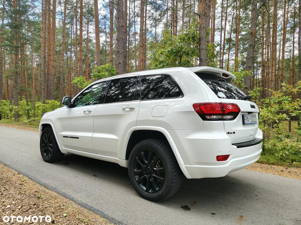 Jeep Grand Cherokee - 6