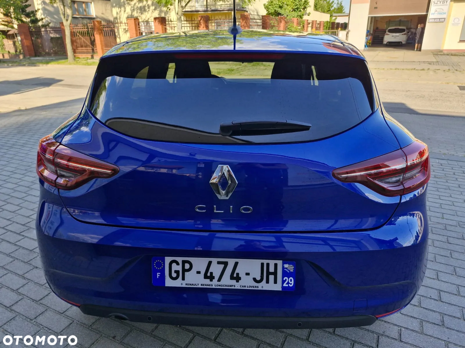 Renault Clio BLUE dCi 100 EVOLUTION - 8