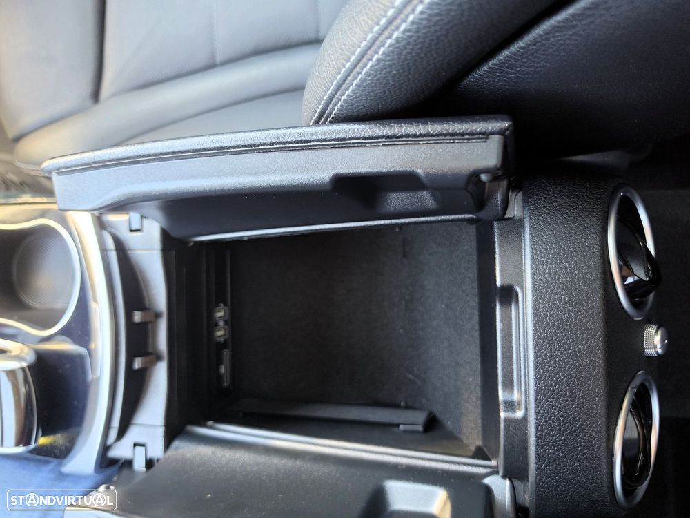 Mercedes-Benz C 220 Station CDI DPF BlueEFFICIENCY Avantgarde Edition - 24