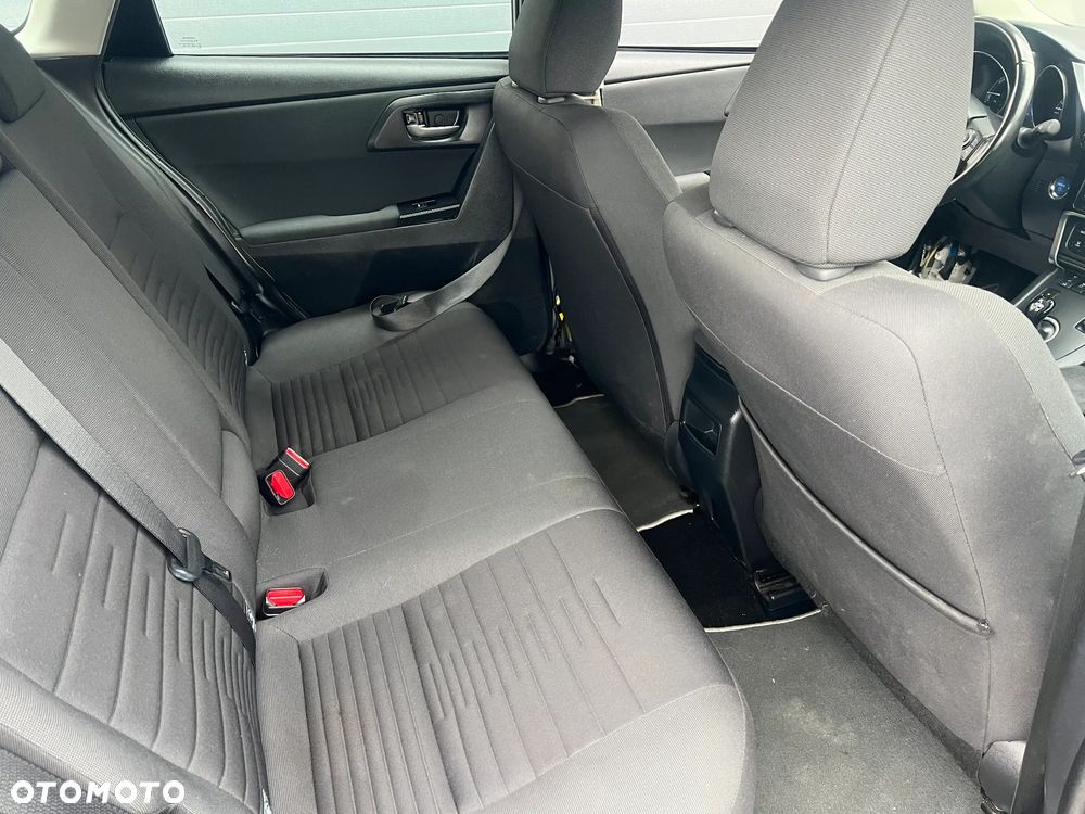 Toyota Auris Hybrid 135 Dynamic - 20