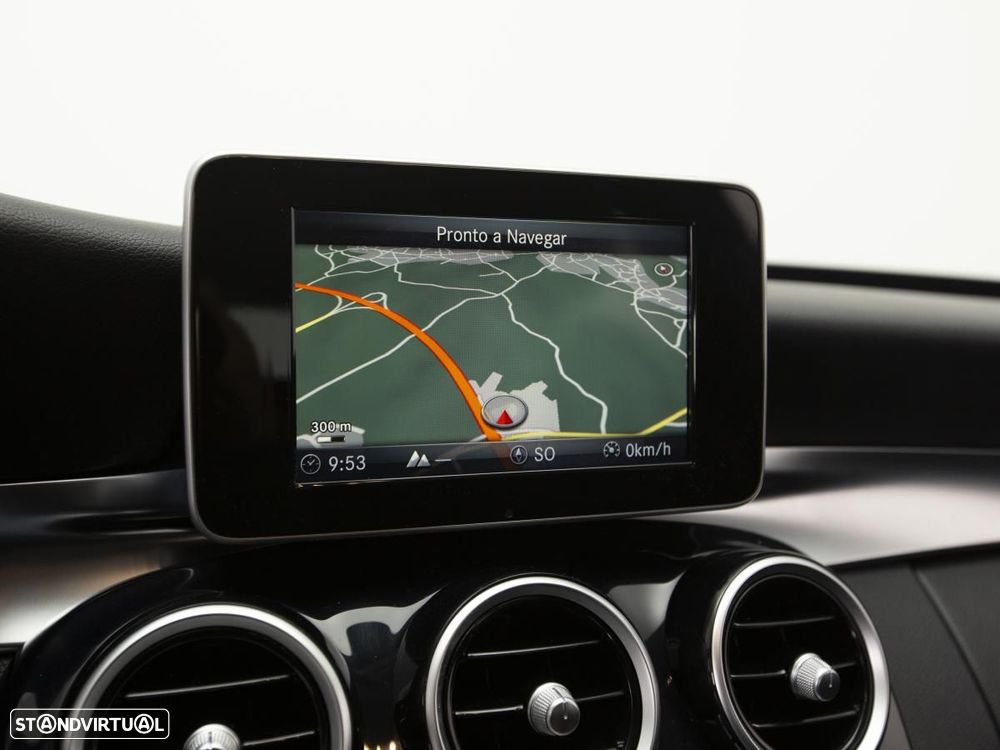 Mercedes-Benz C 200 - 25