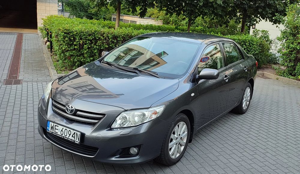 Toyota Corolla 1.6 VVT-i Luna - 1