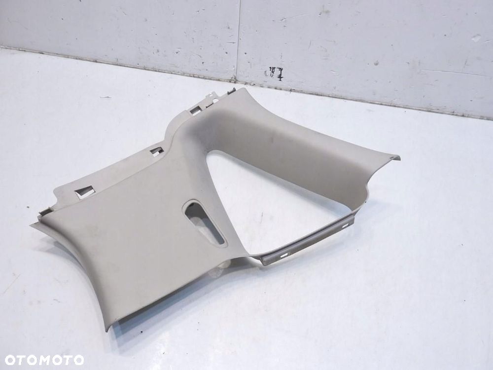 OSŁONA SŁUPKA C D PRAWA RENAULT SCENIC II LIFT 8200814217 - 8