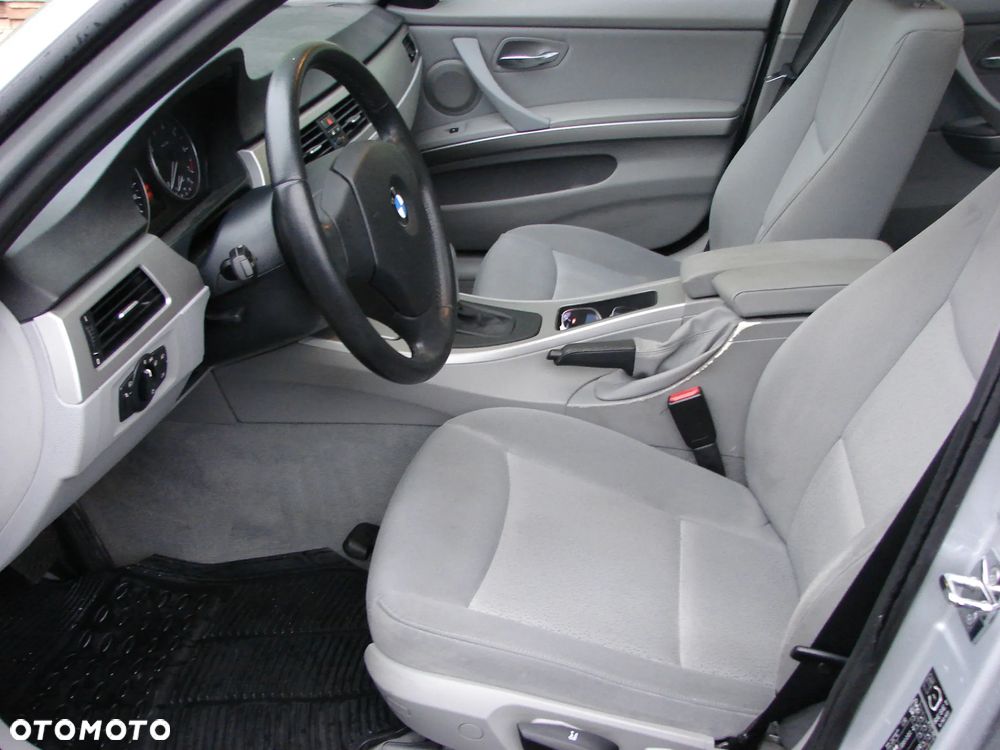 BMW Seria 3 - 10