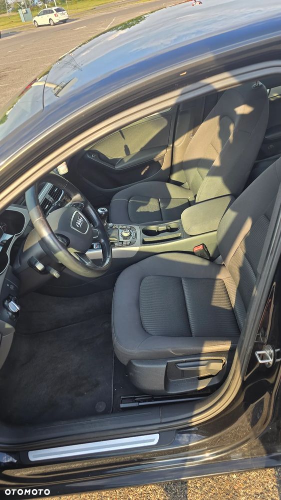 Audi A4 Limousine 2.0 TDI 112g - 17